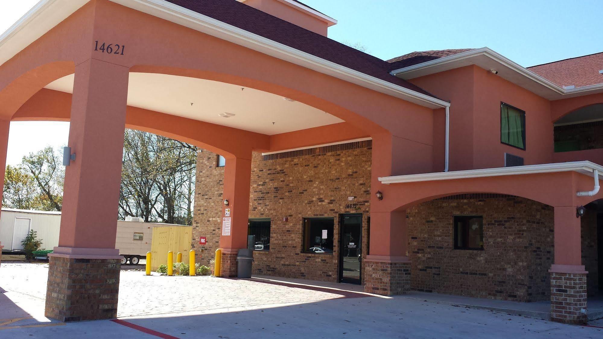 Classic Inn & Suites Humble Exterior photo